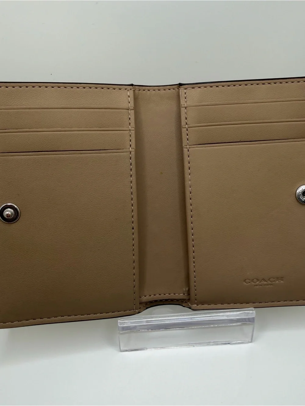 Coach authentic small